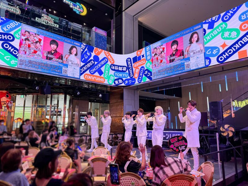 華MEN組さん 岡本幸太さん 藤井香愛さん 東急歌舞伎町タワーのステージに登場！2024年5月23日