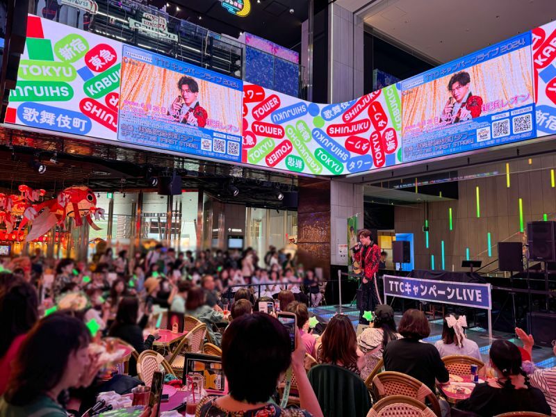 新浜レオンさん『全てあげよう』 発売記念イベント 東急歌舞伎町タワーで開催！2024年6月26日